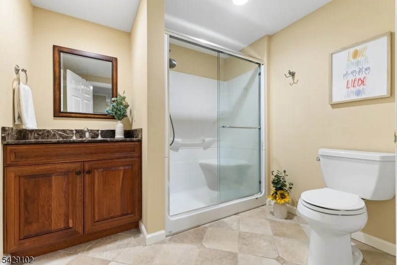 Photo of 16 Yorkshire Dr