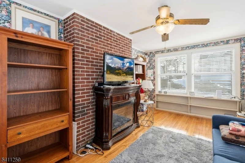 Photo of 23 Pleasant Pl