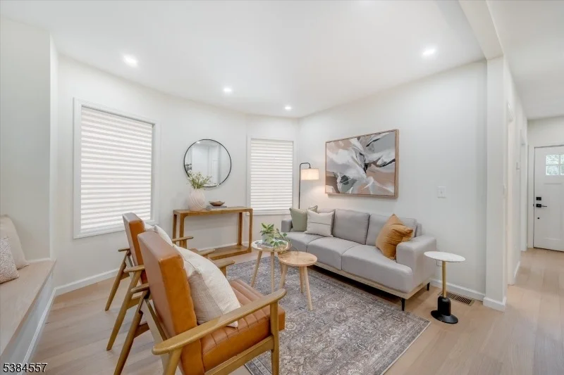 Photo of 5 Brookside Drive