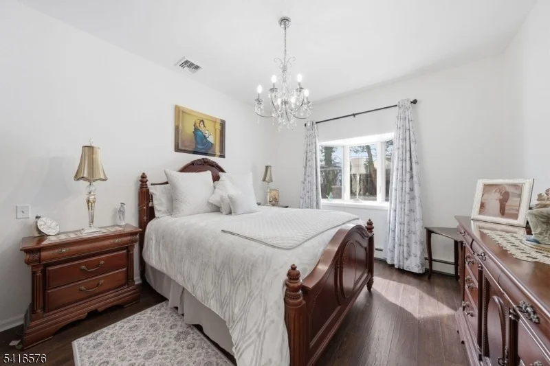 Photo of 270 Baldwin Ave