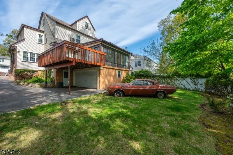 Photo of 27 Glen Rd