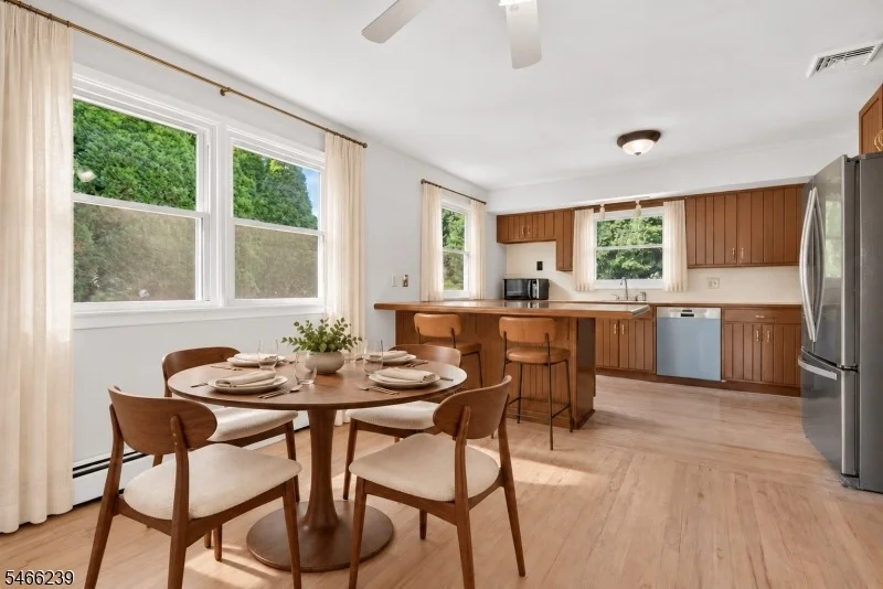 Photo of 280 Whippany Rd
