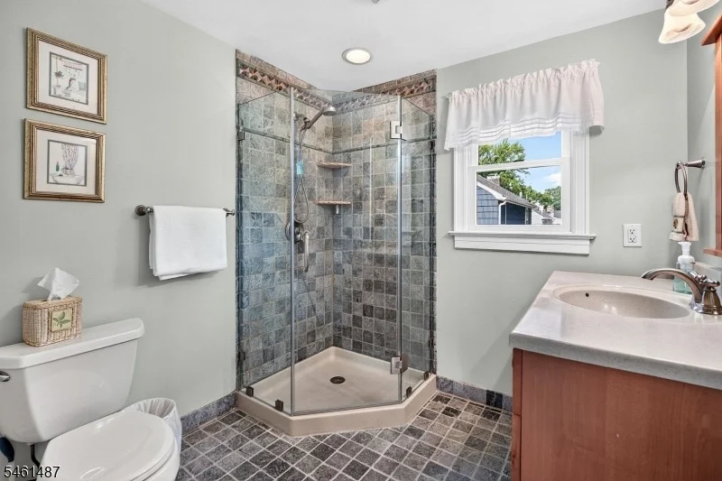 Photo of 11 Indian Spring Rd