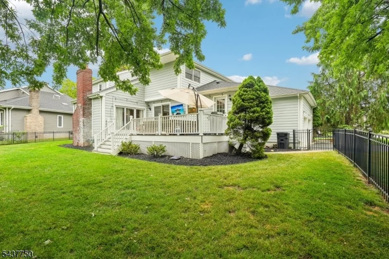 Photo of 1 York Pl