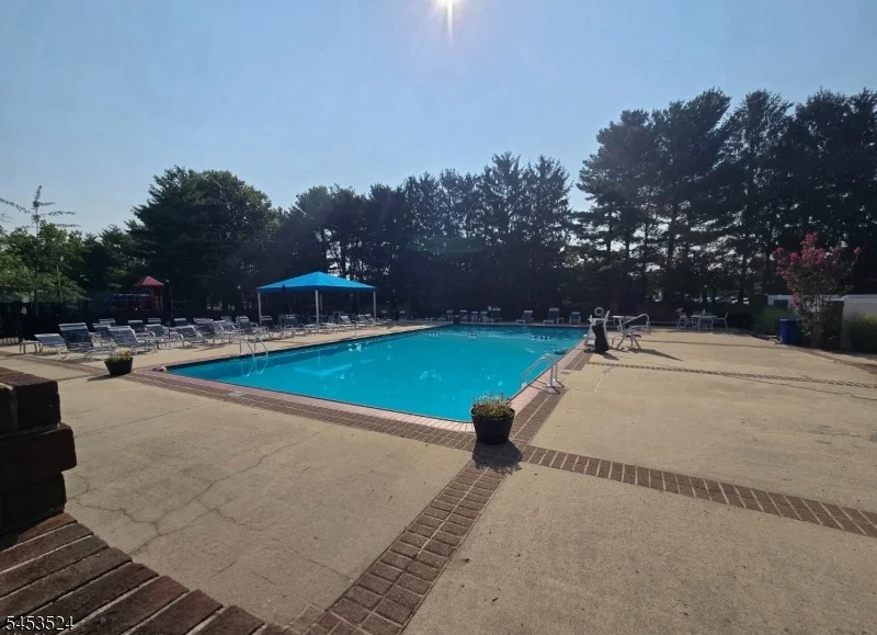 Photo of 87 Goodwin Dr