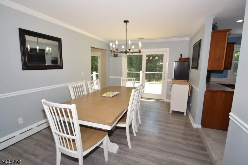Photo of 567 Foothill Rd