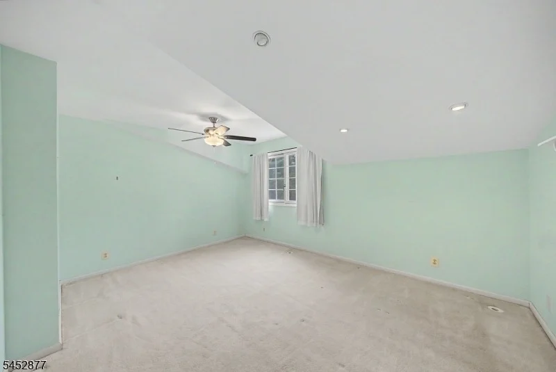 Photo of 409 RIDGE ROAD