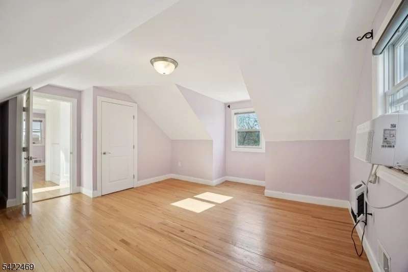 Photo of 59 Oakwood Dr