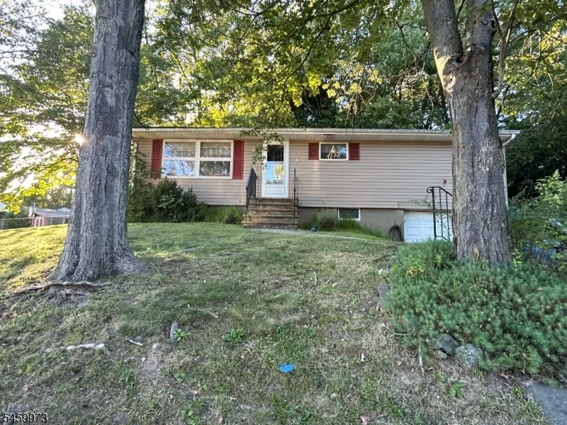 Photo of 55 Hillside Dr