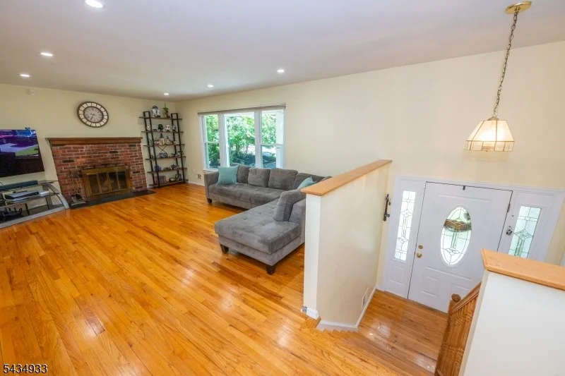 Photo of 11 Southview Rd