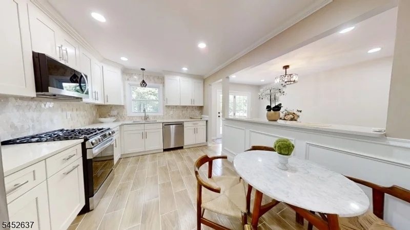 Photo of 860 Salem Rd
