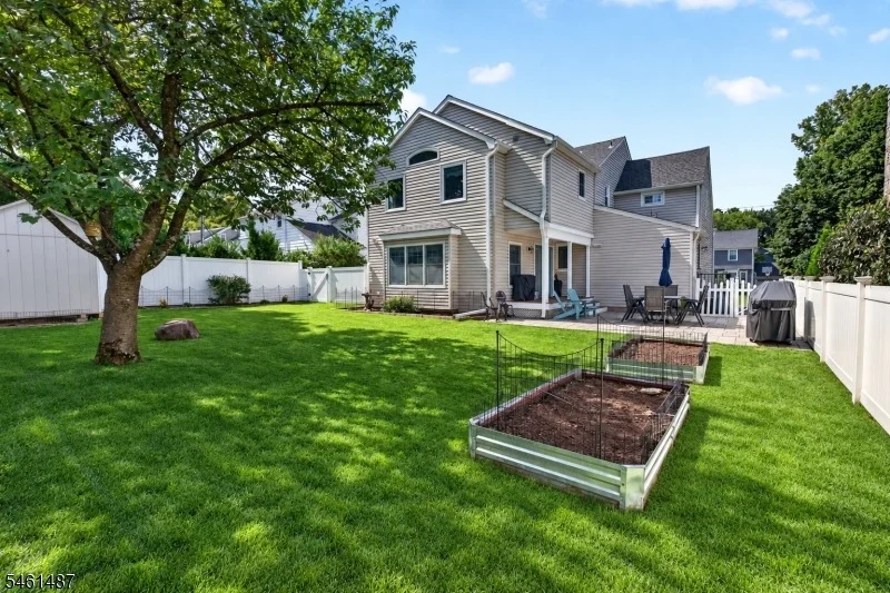 Photo of 11 Indian Spring Rd
