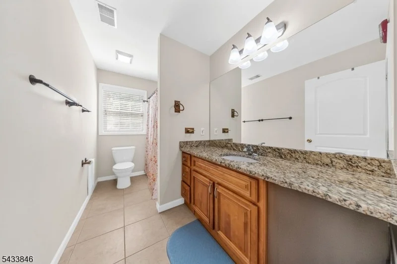 Photo of 418 Oak St