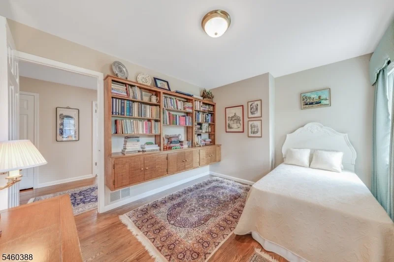 Photo of 20 Westminster Rd