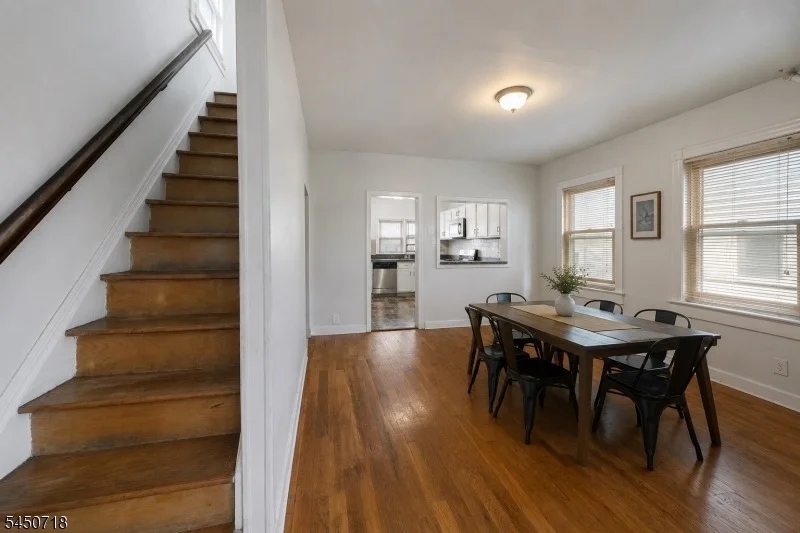 Photo of 352 Forest St