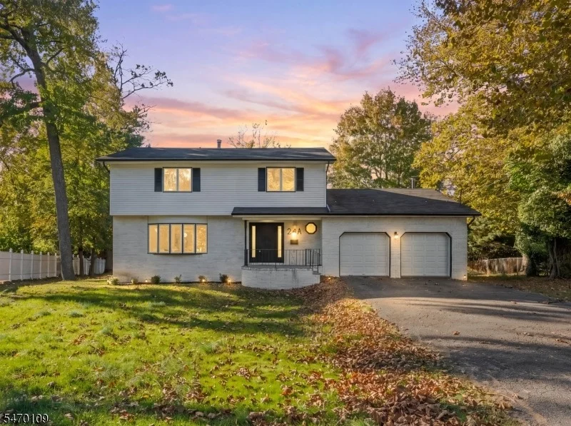 Photo of 24 Dewey Dr