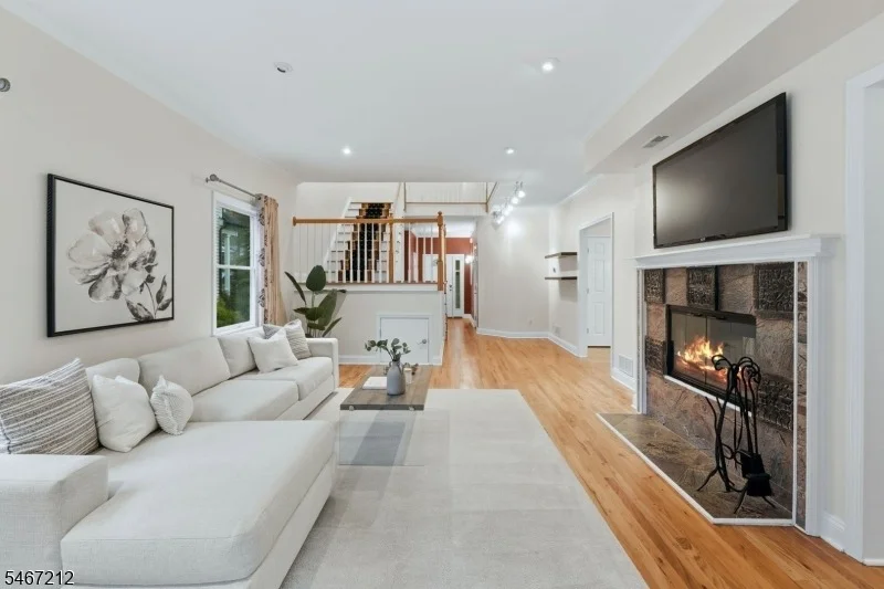 Photo of 12 Vine St