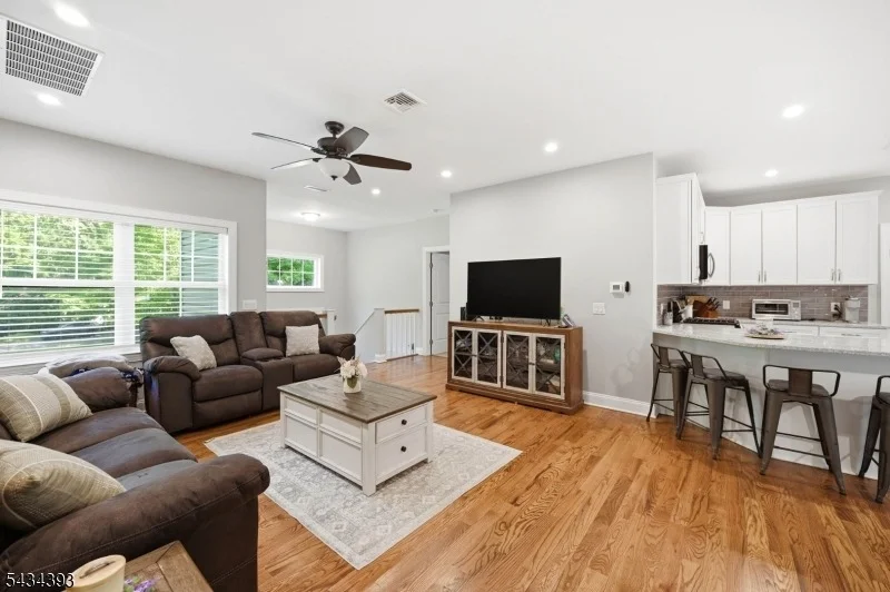 Photo of 461 Westbrook Rd