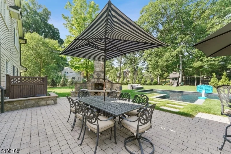 Photo of 63 Addison Dr