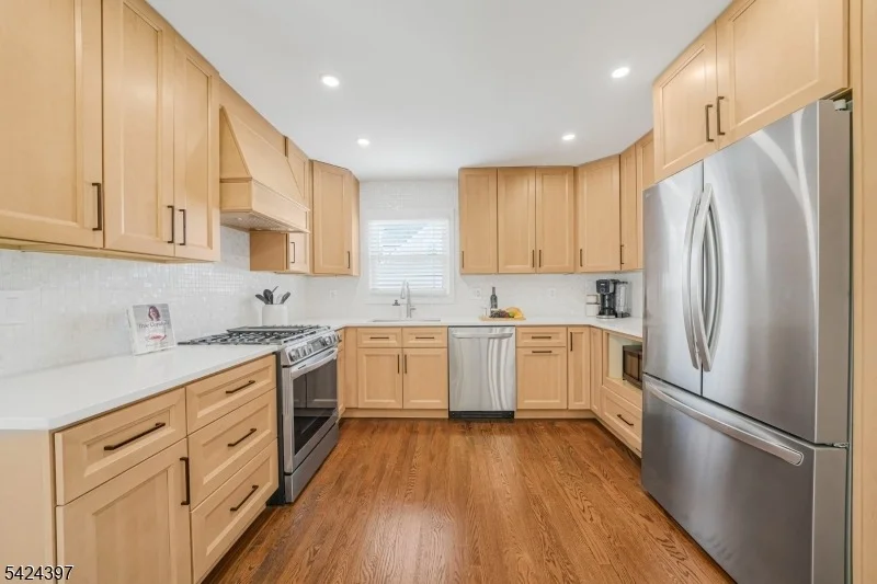 Photo of 21 Joseph Pl
