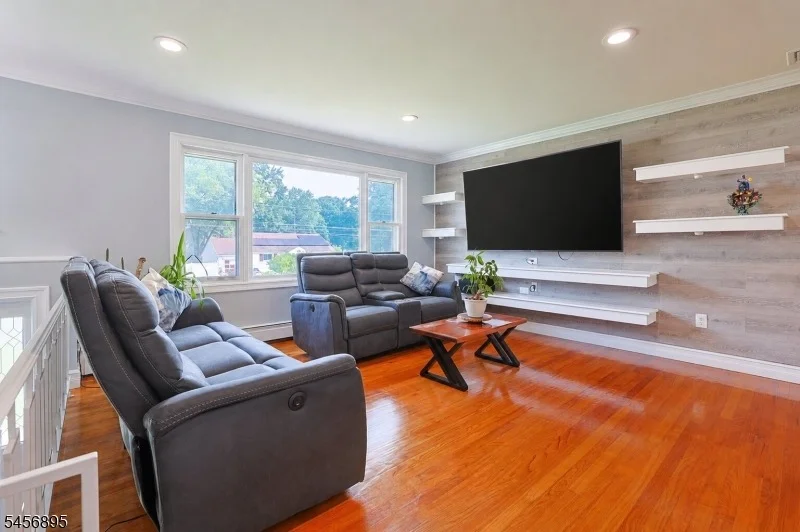Photo of 17 Corwin St
