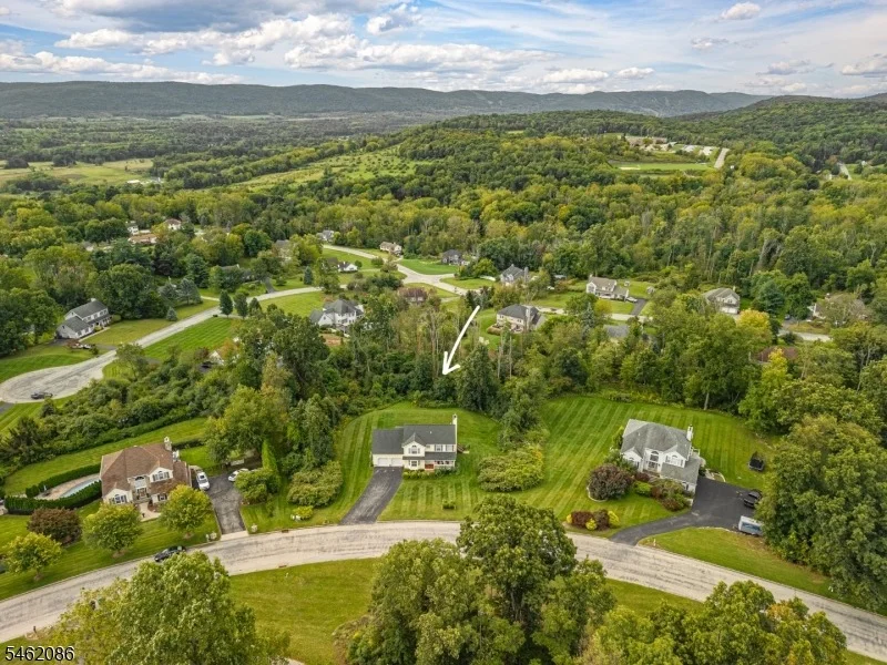 Photo of 17 Bailey Dr