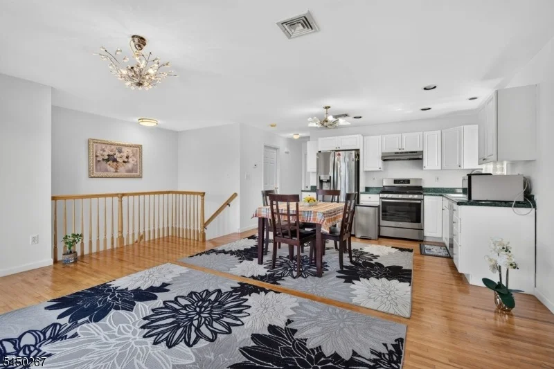 Photo of 81 Home Pl