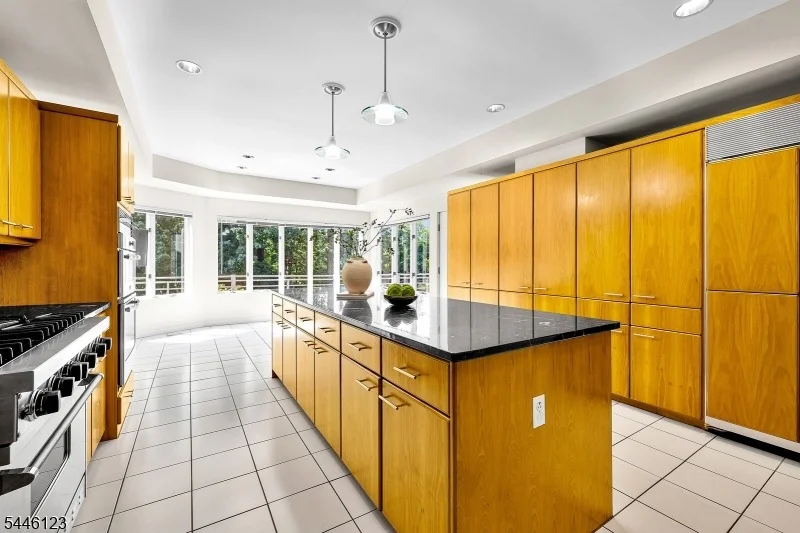 Photo of 30 Ellsworth Dr