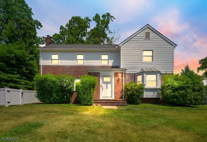 Photo of 330 Springfield Ave