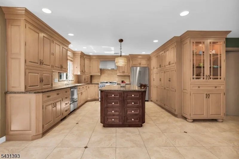 Photo of 70 Forest Hills Way