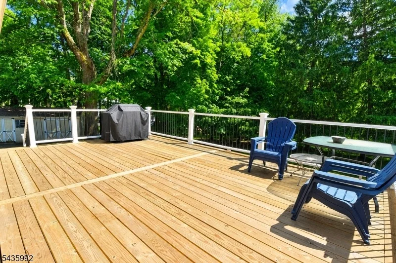 Photo of 567 Foothill Rd