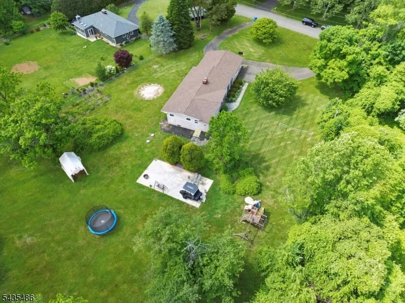 Photo of 21 Wayside Ln