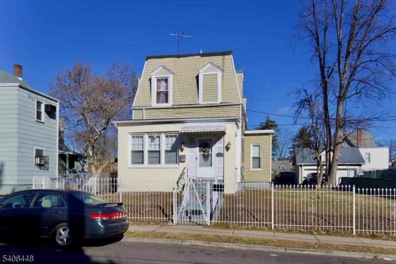 Photo of 14 Fuller Pl