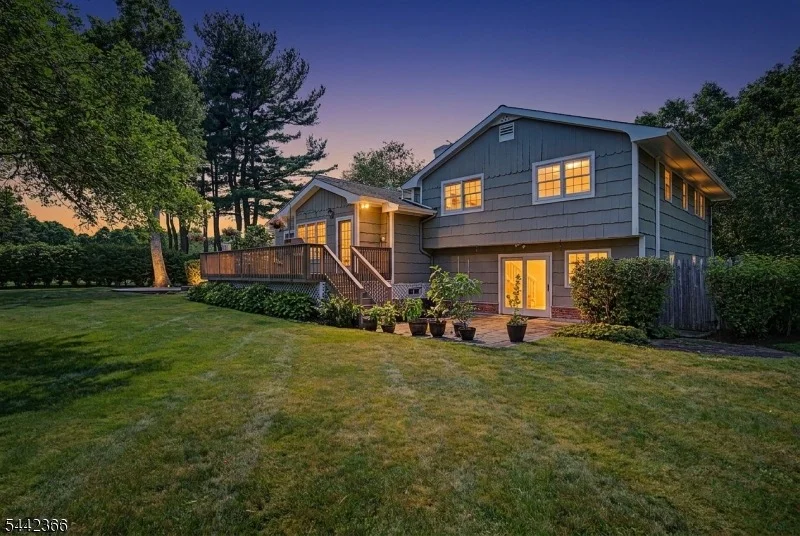 Photo of 28 Lyonsville Rd