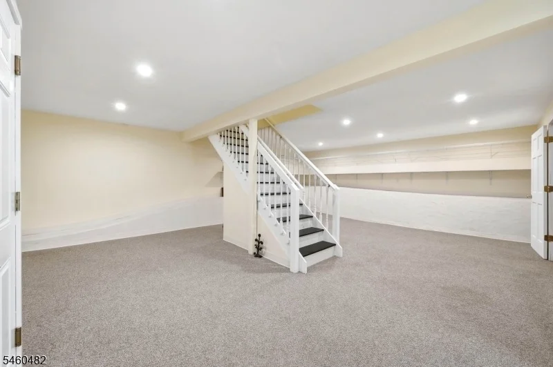 Photo of 212 Long Pond Rd