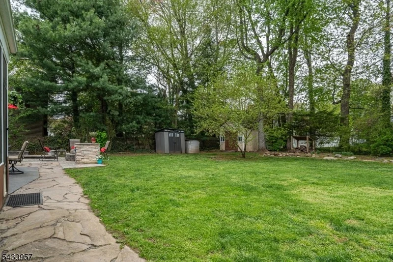 Photo of 7 Spier Dr