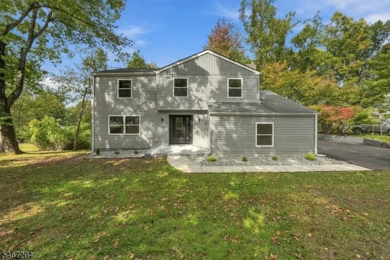 Photo of 22 Forest Ln