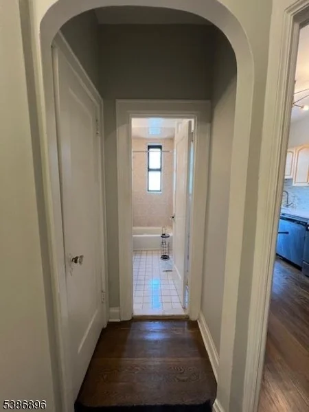 Photo of Unit D4 at 303 Hamilton Pl