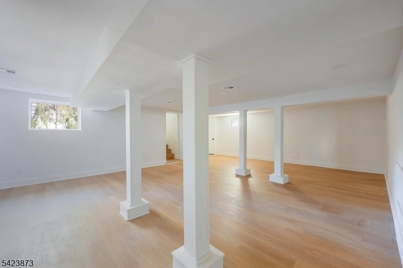 Photo of 287 Orange Rd