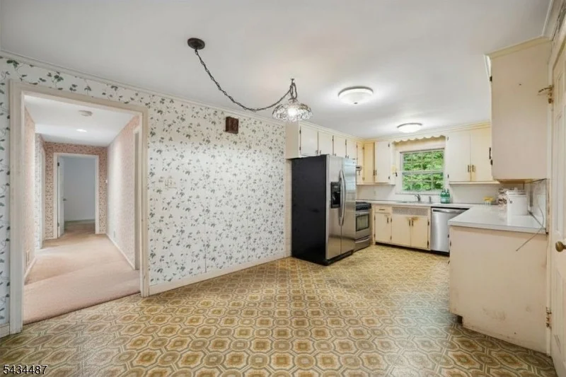 Photo of 137 Beekman Rd