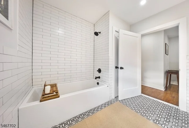 Photo of 46 Ridgeway Ave