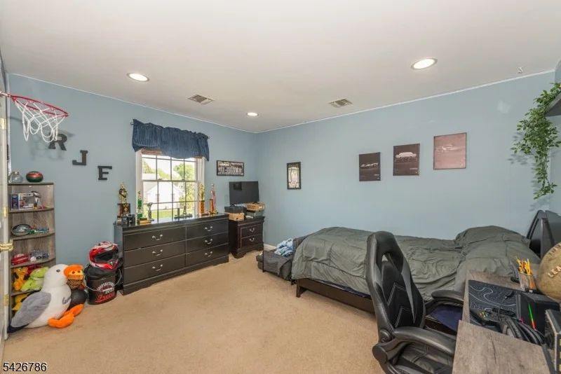 Photo of 20 Ralph Dr
