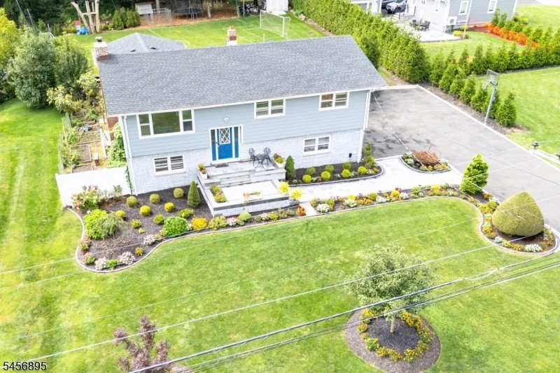 Photo of 17 Corwin St