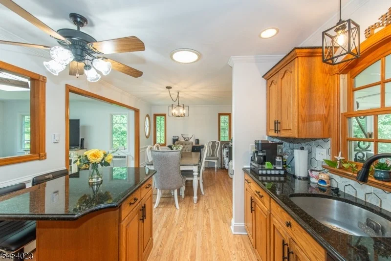 Photo of 42 Scenic Dr
