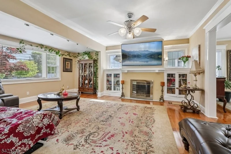 Photo of 296 Montclair Ave