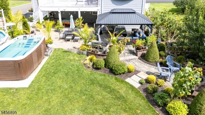 Photo of 17 Corwin St