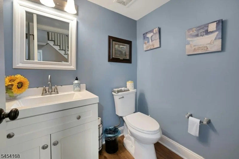 Photo of 21 Braemar Dr