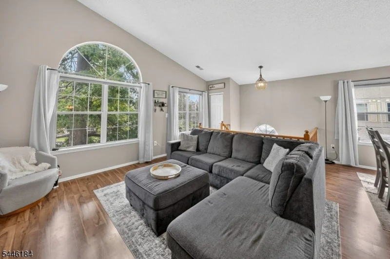 Photo of 161 Gregory Ln