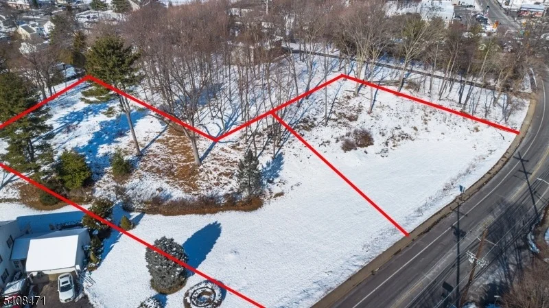 Photo of 415 High Mountain Rd