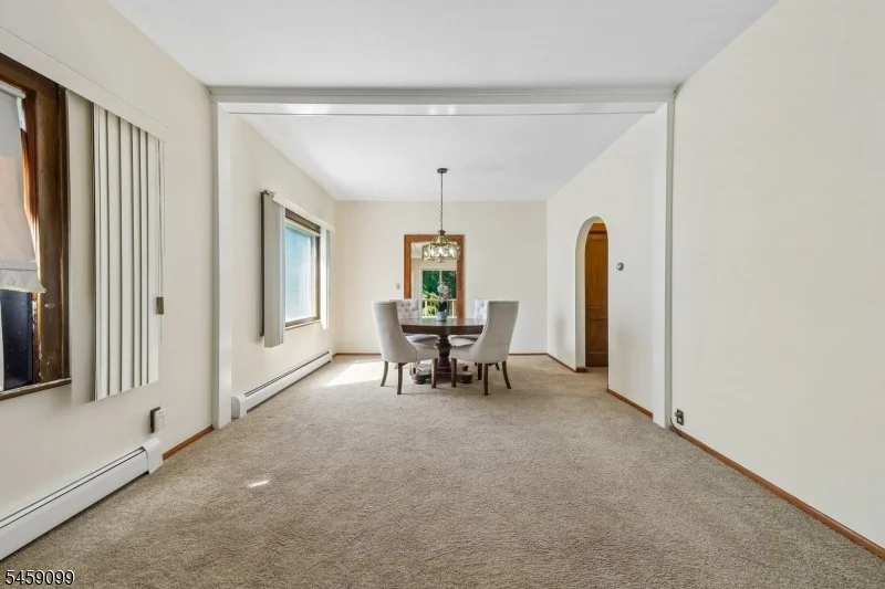 Photo of 327 Saint Cloud Ave